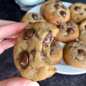 keto brown butter chocolate chip cookies