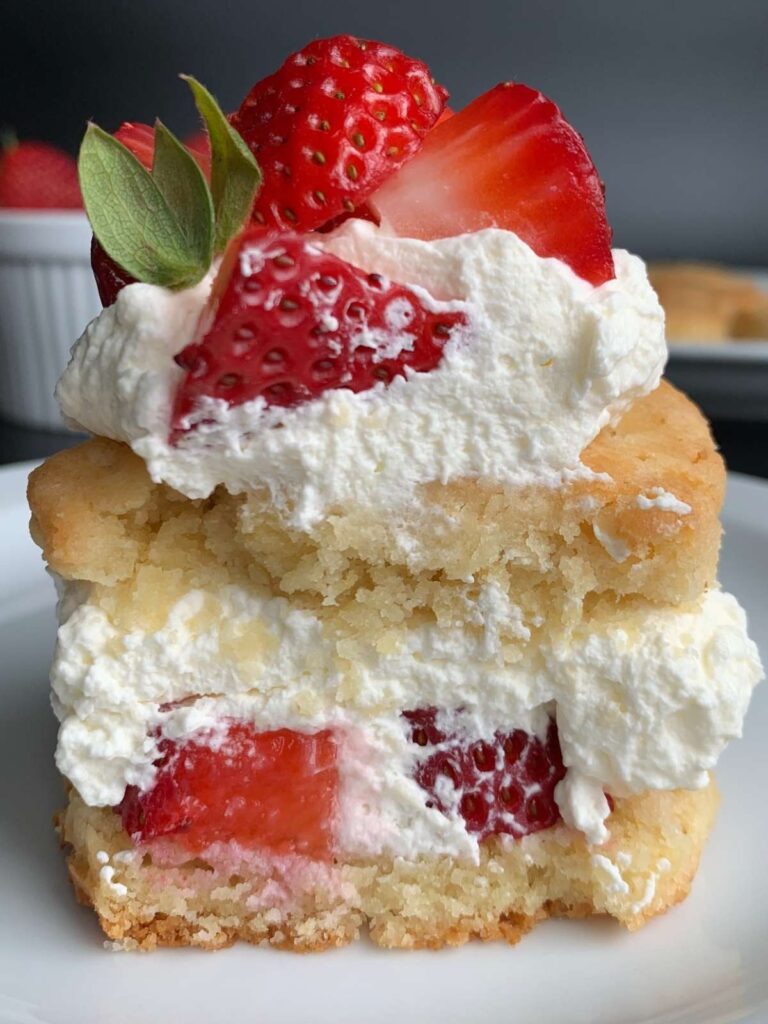 keto strawberry shortcake